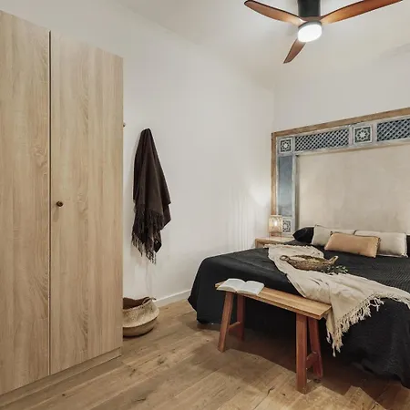 Апартаменты Meko - 2 Bedrooms And Balcony In Eixample Esquerra